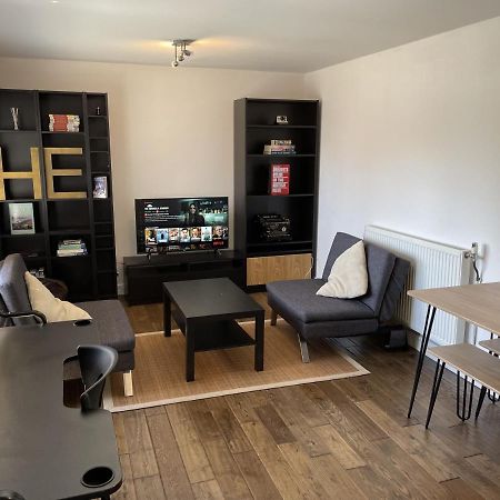 לונדון Beautiful Apartment Right Off Of Broadway Market מראה חיצוני תמונה