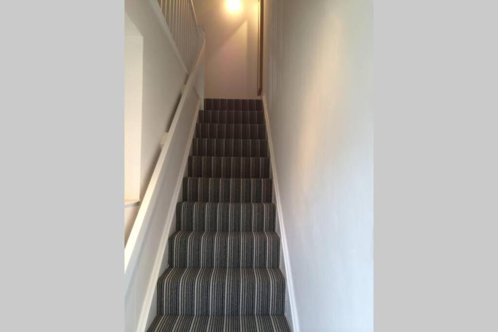 לונדון Beautiful Apartment Right Off Of Broadway Market מראה חיצוני תמונה