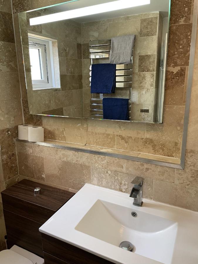 לונדון Beautiful Apartment Right Off Of Broadway Market מראה חיצוני תמונה